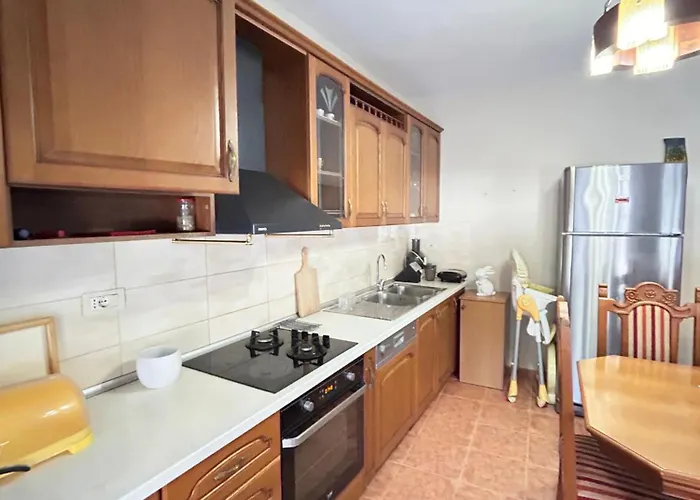 Koltrina בית הארחה