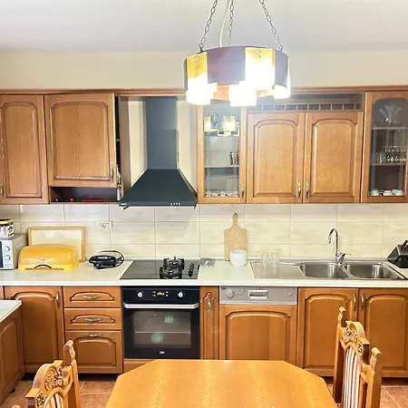 בית הארחה Koltrina