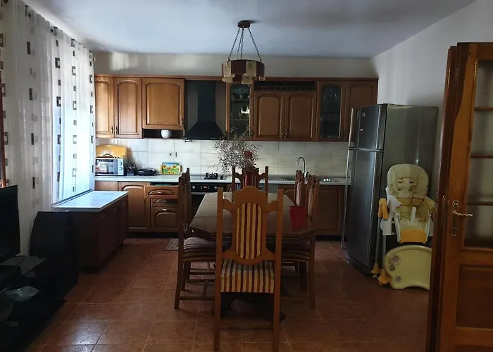 Koltrina 3* Shkodër